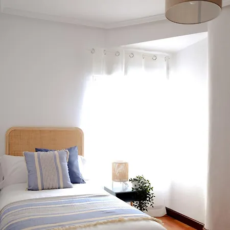 Apartman R2R - Apartamento En Cimadevilla - 130B
